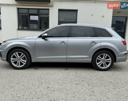 Серый Ауди Ку 7, объемом двигателя 1.98 л и пробегом 174 тыс. км за 22900 $, фото 7 на Automoto.ua