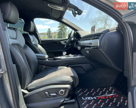 Сірий Ауді Ку 7, об'ємом двигуна 3 л та пробігом 247 тис. км за 36500 $, фото 50 на Automoto.ua