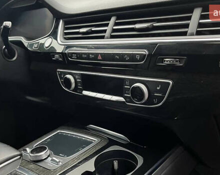 Серый Ауди Ку 7, объемом двигателя 3 л и пробегом 131 тыс. км за 24900 $, фото 33 на Automoto.ua