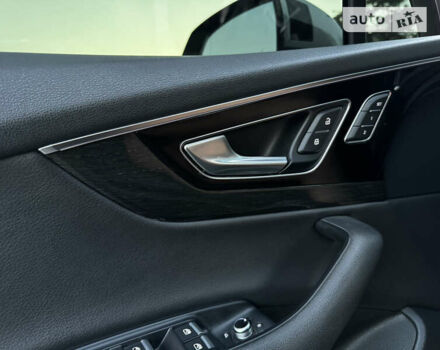 Серый Ауди Ку 7, объемом двигателя 3 л и пробегом 164 тыс. км за 25500 $, фото 20 на Automoto.ua