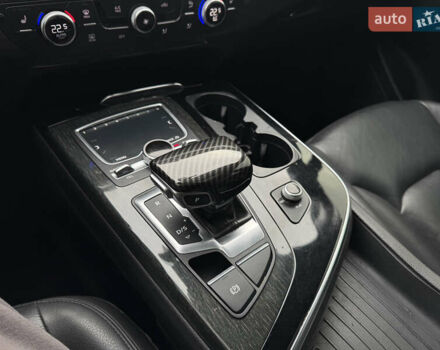 Сірий Ауді Ку 7, об'ємом двигуна 3 л та пробігом 225 тис. км за 20900 $, фото 60 на Automoto.ua