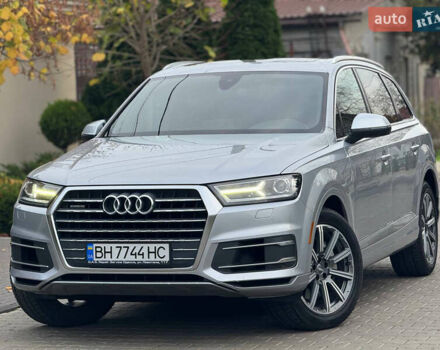 Серый Ауди Ку 7, объемом двигателя 3 л и пробегом 148 тыс. км за 24500 $, фото 2 на Automoto.ua