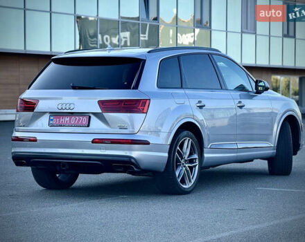 Сірий Ауді Ку 7, об'ємом двигуна 3 л та пробігом 190 тис. км за 26900 $, фото 3 на Automoto.ua
