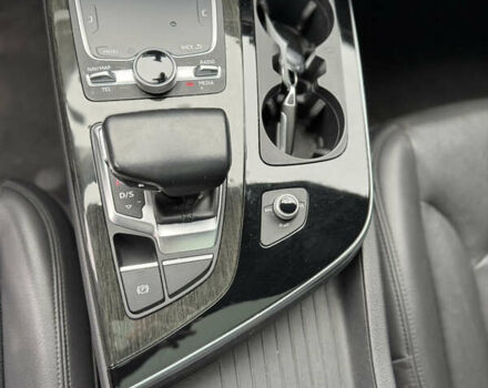 Серый Ауди Ку 7, объемом двигателя 3 л и пробегом 218 тыс. км за 25500 $, фото 16 на Automoto.ua