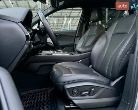 Сірий Ауді Ку 7, об'ємом двигуна 3 л та пробігом 138 тис. км за 28000 $, фото 12 на Automoto.ua