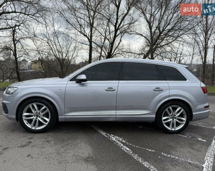 Серый Ауди Ку 7, объемом двигателя 3 л и пробегом 260 тыс. км за 28900 $, фото 3 на Automoto.ua