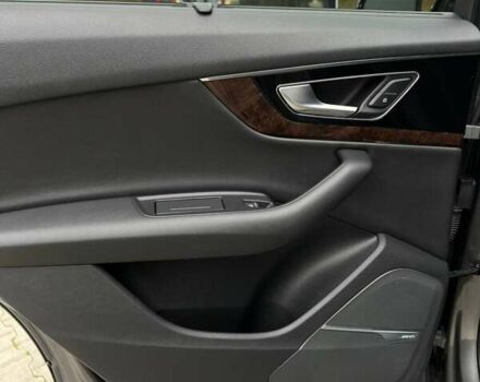 Серый Ауди Ку 7, объемом двигателя 3 л и пробегом 97 тыс. км за 34500 $, фото 43 на Automoto.ua