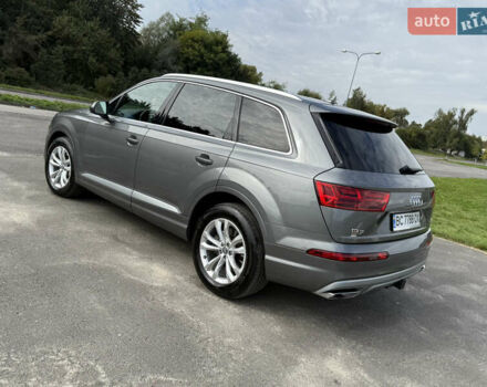 Серый Ауди Ку 7, объемом двигателя 3 л и пробегом 123 тыс. км за 33800 $, фото 4 на Automoto.ua