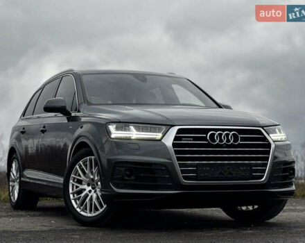 Серый Ауди Ку 7, объемом двигателя 2.97 л и пробегом 207 тыс. км за 42000 $, фото 2 на Automoto.ua