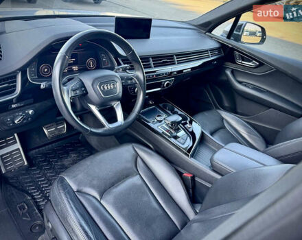 Сірий Ауді Ку 7, об'ємом двигуна 3 л та пробігом 190 тис. км за 26900 $, фото 24 на Automoto.ua