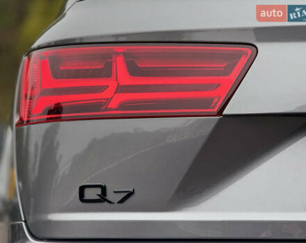 Серый Ауди Ку 7, объемом двигателя 2.97 л и пробегом 200 тыс. км за 33999 $, фото 23 на Automoto.ua