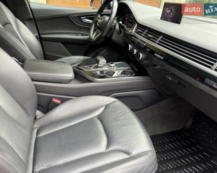 Сірий Ауді Ку 7, об'ємом двигуна 3 л та пробігом 194 тис. км за 22700 $, фото 11 на Automoto.ua