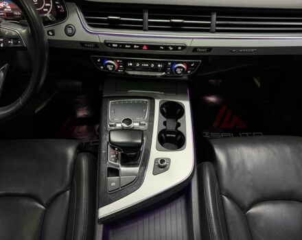 Сірий Ауді Ку 7, об'ємом двигуна 3 л та пробігом 153 тис. км за 25900 $, фото 21 на Automoto.ua