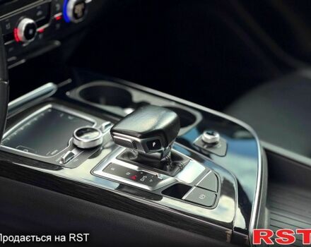 Сірий Ауді Ку 7, об'ємом двигуна 3 л та пробігом 158 тис. км за 29500 $, фото 11 на Automoto.ua