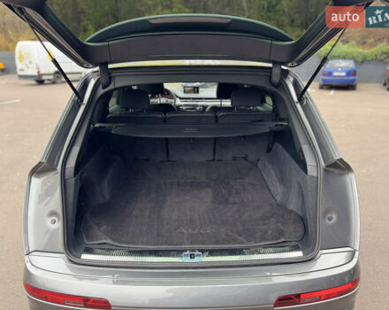 Серый Ауди Ку 7, объемом двигателя 2.97 л и пробегом 200 тыс. км за 33999 $, фото 21 на Automoto.ua