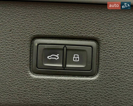 Серый Ауди Ку 7, объемом двигателя 3 л и пробегом 215 тыс. км за 25900 $, фото 42 на Automoto.ua