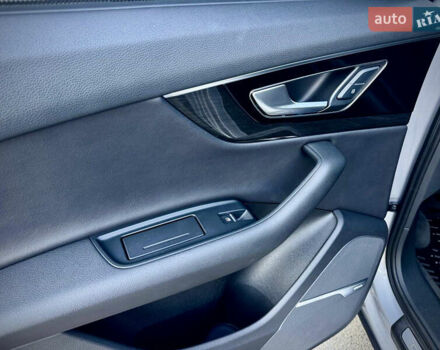 Серый Ауди Ку 7, объемом двигателя 3 л и пробегом 190 тыс. км за 26200 $, фото 31 на Automoto.ua