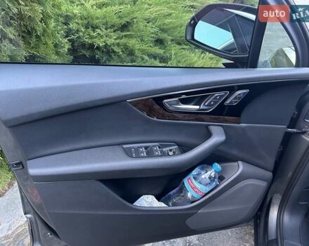 Сірий Ауді Ку 7, об'ємом двигуна 3 л та пробігом 99 тис. км за 28500 $, фото 6 на Automoto.ua