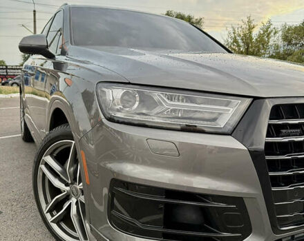 Ауди Ку 7 2017 в Днепре (Днепропетровске) на Automoto.ua Серый Ауди Ку 7, объемом двигателя 3 л и пробегом 140 тыс. км за 30500 $, фото 7 на Automoto.ua