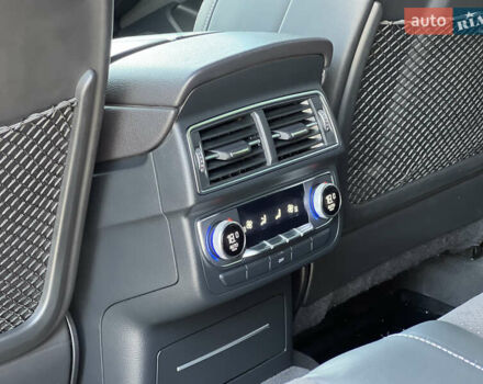 Сірий Ауді Ку 7, об'ємом двигуна 3 л та пробігом 247 тис. км за 36500 $, фото 35 на Automoto.ua