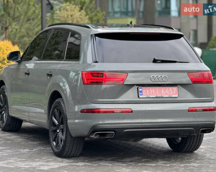 Серый Ауди Ку 7, объемом двигателя 2 л и пробегом 212 тыс. км за 29000 $, фото 3 на Automoto.ua