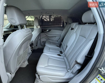 Сірий Ауді Ку 7, об'ємом двигуна 3 л та пробігом 206 тис. км за 26500 $, фото 30 на Automoto.ua