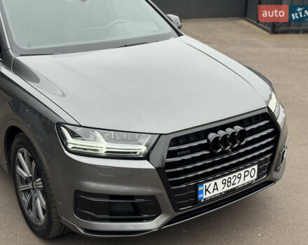 Серый Ауди Ку 7, объемом двигателя 2.97 л и пробегом 200 тыс. км за 33999 $, фото 4 на Automoto.ua