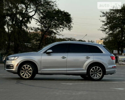 Серый Ауди Ку 7, объемом двигателя 3 л и пробегом 164 тыс. км за 25500 $, фото 1 на Automoto.ua