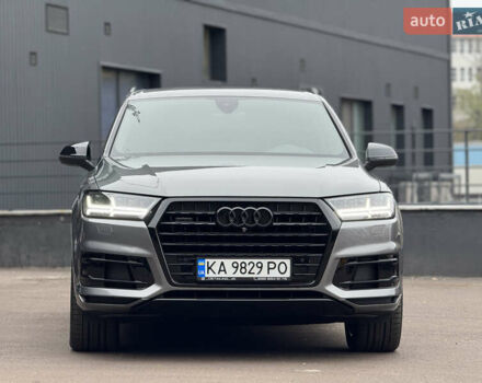 Серый Ауди Ку 7, объемом двигателя 2.97 л и пробегом 200 тыс. км за 33999 $, фото 2 на Automoto.ua