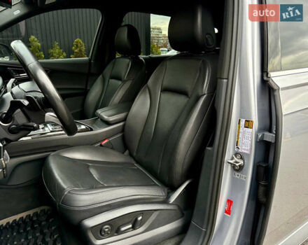 Серый Ауди Ку 7, объемом двигателя 3 л и пробегом 215 тыс. км за 25900 $, фото 23 на Automoto.ua