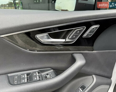 Сірий Ауді Ку 7, об'ємом двигуна 3 л та пробігом 162 тис. км за 28499 $, фото 32 на Automoto.ua