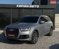 Серый Ауди Ку 7, объемом двигателя 3 л и пробегом 176 тыс. км за 23000 $, фото 1 на Automoto.ua