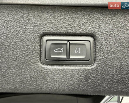 Сірий Ауді Ку 7, об'ємом двигуна 3 л та пробігом 162 тис. км за 28499 $, фото 41 на Automoto.ua