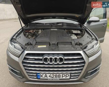 Серый Ауди Ку 7, объемом двигателя 3 л и пробегом 149 тыс. км за 26700 $, фото 44 на Automoto.ua