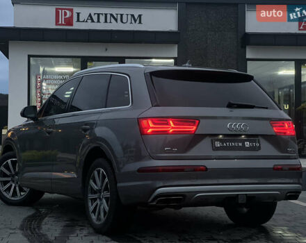 Серый Ауди Ку 7, объемом двигателя 3 л и пробегом 170 тыс. км за 36700 $, фото 4 на Automoto.ua