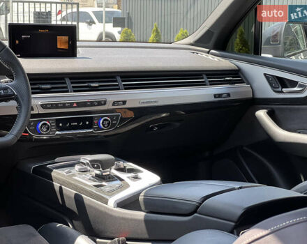 Сірий Ауді Ку 7, об'ємом двигуна 3 л та пробігом 247 тис. км за 36500 $, фото 45 на Automoto.ua