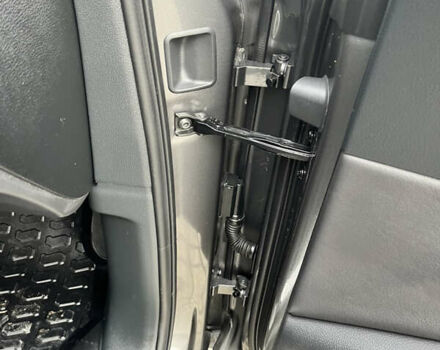 Сірий Ауді Ку 7, об'ємом двигуна 3 л та пробігом 137 тис. км за 35000 $, фото 44 на Automoto.ua