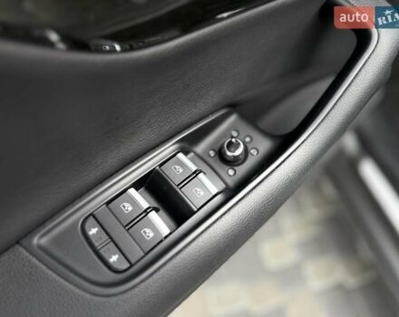 Сірий Ауді Ку 7, об'ємом двигуна 3 л та пробігом 195 тис. км за 21900 $, фото 26 на Automoto.ua