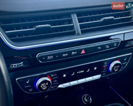 Серый Ауди Ку 7, объемом двигателя 3 л и пробегом 190 тыс. км за 26200 $, фото 53 на Automoto.ua