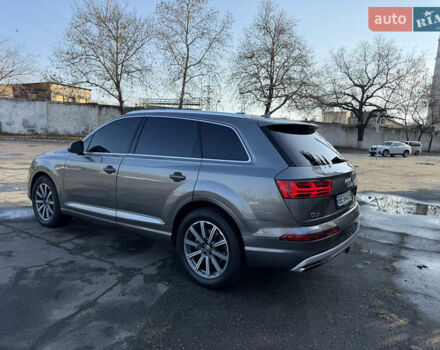 Сірий Ауді Ку 7, об'ємом двигуна 3 л та пробігом 206 тис. км за 26500 $, фото 35 на Automoto.ua
