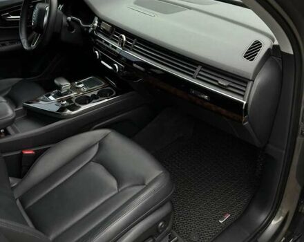 Серый Ауди Ку 7, объемом двигателя 3 л и пробегом 97 тыс. км за 34500 $, фото 44 на Automoto.ua