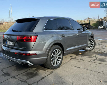 Сірий Ауді Ку 7, об'ємом двигуна 3 л та пробігом 206 тис. км за 26500 $, фото 6 на Automoto.ua