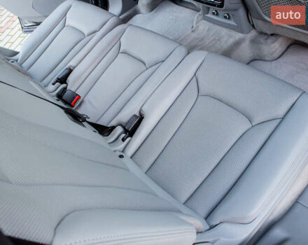 Сірий Ауді Ку 7, об'ємом двигуна 3 л та пробігом 78 тис. км за 33300 $, фото 59 на Automoto.ua