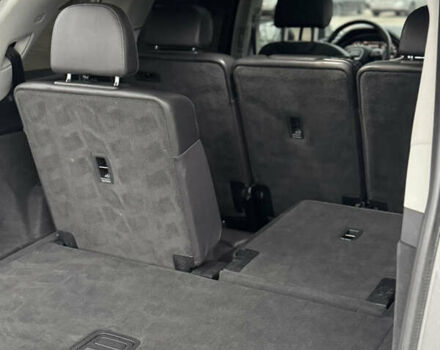 Серый Ауди Ку 7, объемом двигателя 3 л и пробегом 138 тыс. км за 33500 $, фото 25 на Automoto.ua