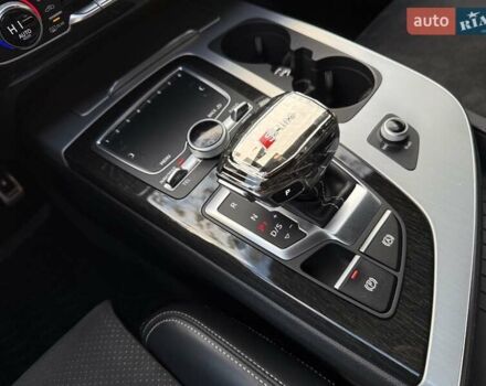 Ауди Ку 7 2018 в Одессе на Automoto.ua Серый Ауди Ку 7, объемом двигателя 2.97 л и пробегом 236 тыс. км за 38700 $, фото 91 на Automoto.ua