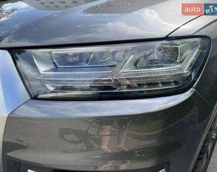 Ауди Ку 7 2018 в Киеве на Automoto.ua Серый Ауди Ку 7, объемом двигателя 3 л и пробегом 88 тыс. км за 39800 $, фото 3 на Automoto.ua