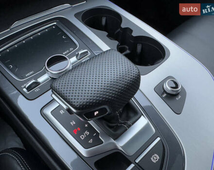 Сірий Ауді Ку 7, об'ємом двигуна 2.97 л та пробігом 220 тис. км за 45500 $, фото 78 на Automoto.ua