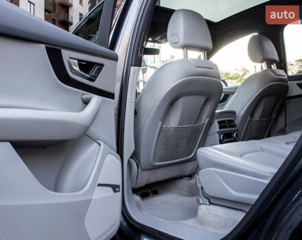 Сірий Ауді Ку 7, об'ємом двигуна 3 л та пробігом 78 тис. км за 33300 $, фото 61 на Automoto.ua