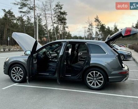 Серый Ауди Ку 7, объемом двигателя 2.97 л и пробегом 130 тыс. км за 46000 $, фото 34 на Automoto.ua