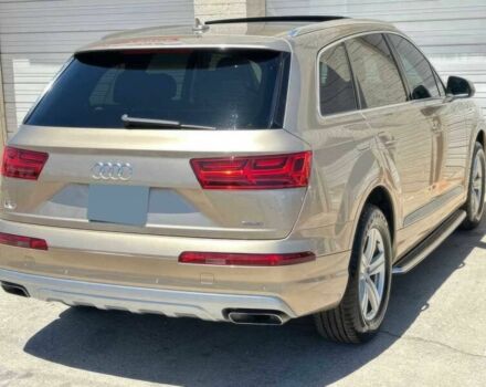 Ауди Ку 7 2018 в Львове на Automoto.ua Серый Ауди Ку 7, объемом двигателя 2 л и пробегом 36 тыс. км за 9000 $, фото 3 на Automoto.ua